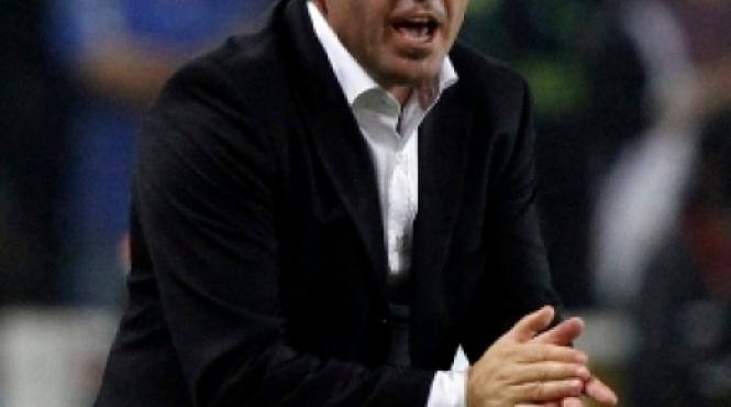 hagi imi era dor de stadioanele si atmosfera de aici