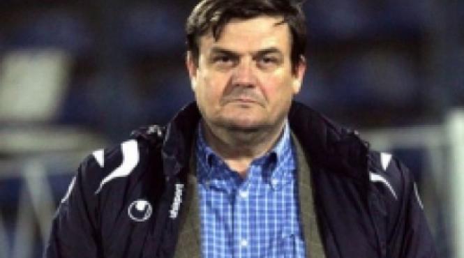 condescu sare la gatul arbitrilor nu am fost dezavantajati ci furati