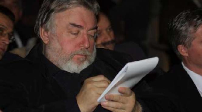 cel mai apreciat scriitor roman