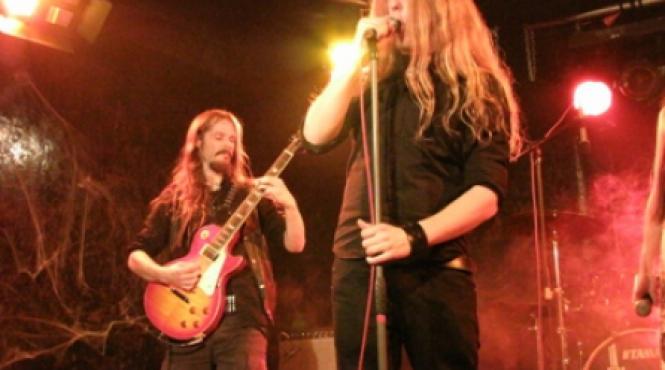 nox aurea vrem sa i facem pe oameni sa reflecteze