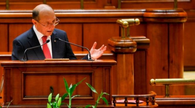 basescu vrea pace cu opozitia pentru deblocarea activitatii parlamentului