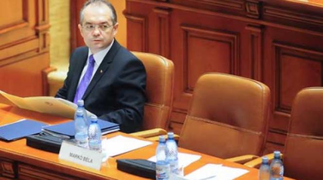 gaura bugetara de 800 milioane