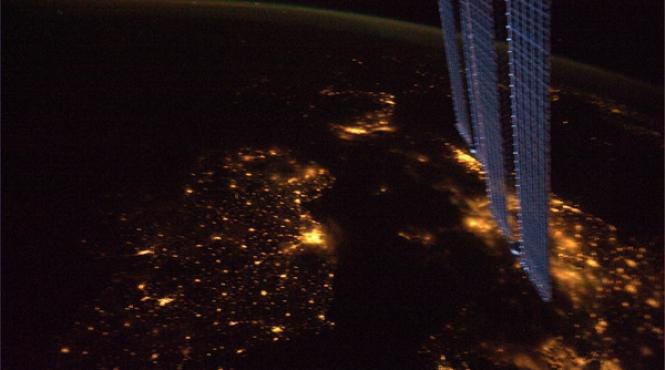 imagini spectaculoase din spatiu pe contul de twitter al unui astronaut american