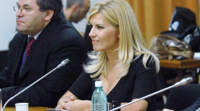 udrea closca de aur pentru angajatii sai