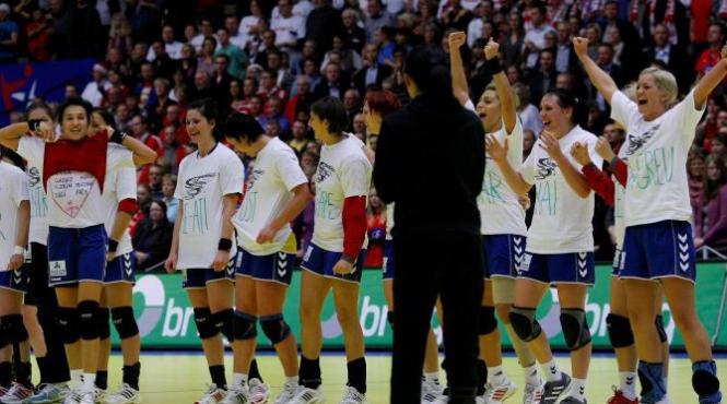 nationala de handbal premiata cu 1 5 milioane lei de guvern