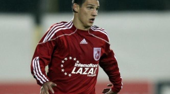 matei a semnat cu steaua dar vine abia la vara