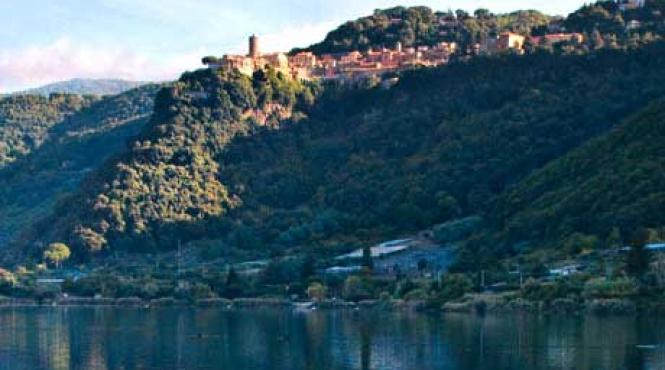 un braconier de vestigii arheologice a descoperit mormantul lui caligula