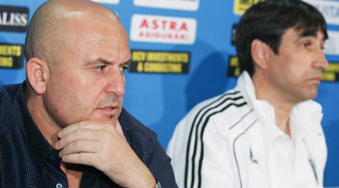 doar parchetul mai face lumina