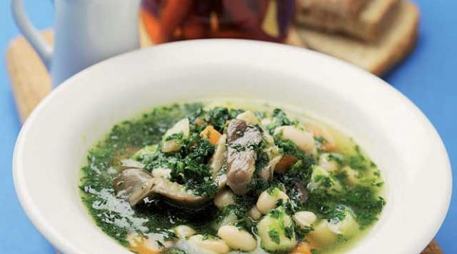 bors de fasole boabe urzici si bureti de salcam