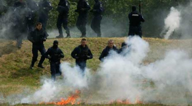 jandarmeria cumpara echipamente de inca 1 5 milioane de euro