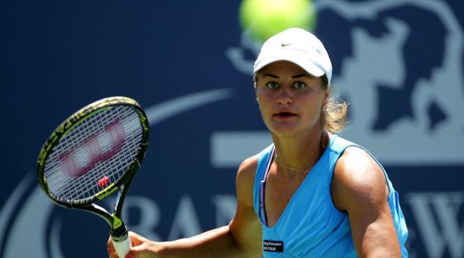 fed cup romania a invins letonia cu 2 1