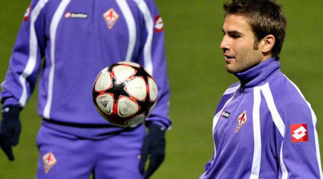 mutu ramane cu salariul intact la fiorentina