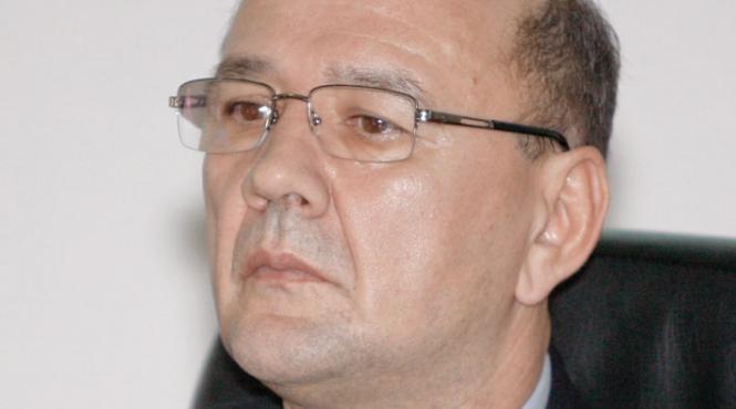 fostul secretar de stat dan fatuloiu si fiul acestuia audiati de judecator