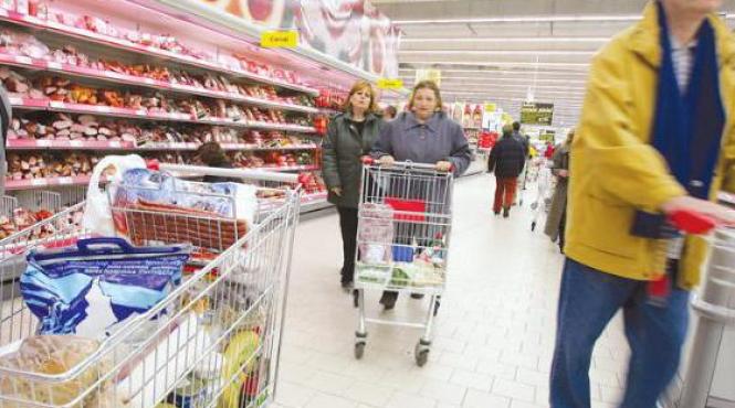 gfk romanii printre cei mai afectati de criza financiara in 2010