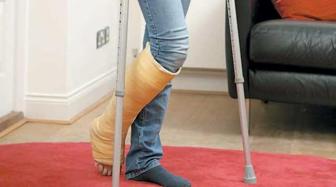 de ce se da glezna peste cap