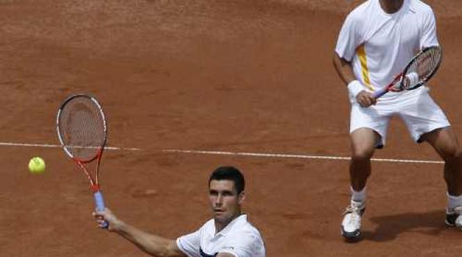 hanescu si tecau in sferturile probei de dublu la acapulco