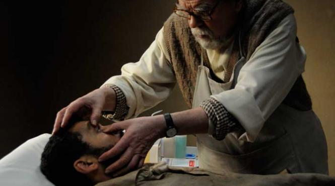 oameni si zei intra pe marile ecrane