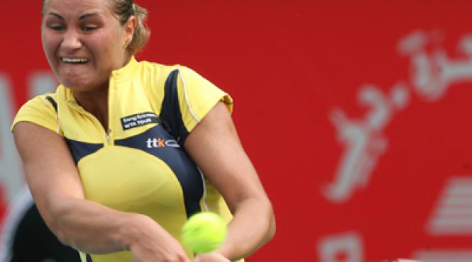 niculescu si halep in turul 2 la miami cirstea out
