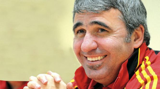 hagi si a linistit jucatorii sunt aici nu am plecat nicaieri