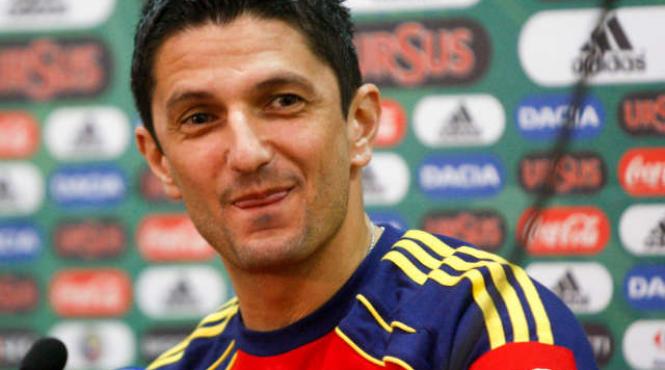 razvan nu demisioneaza daca batem pe luxemburg ne apropiem de locul 2