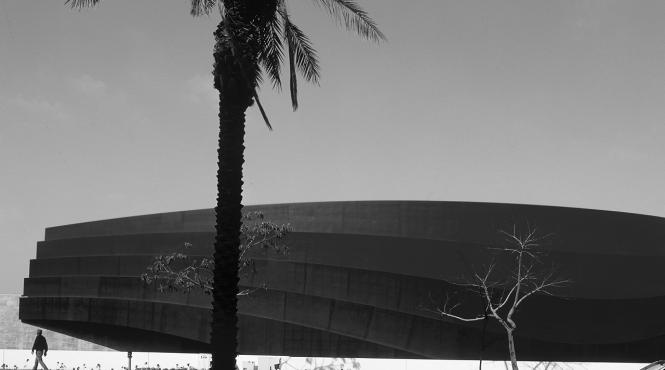 holon design museum simbol al athitecturii contemporane