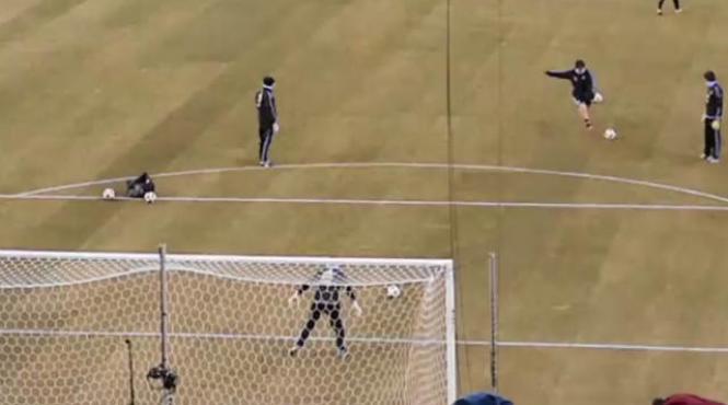 messi doua goluri dintr un singur sut