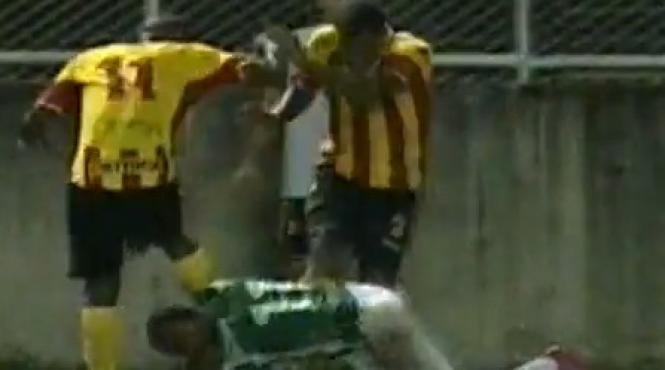 video bestia columbiana loveste din nou de la bufnita a trecut la adversari