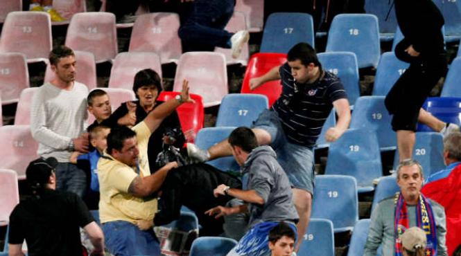 becali isi da iar in petec cei de la nord sa i bata pe aia de la sud