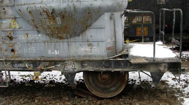 se fura sinele de sub tren