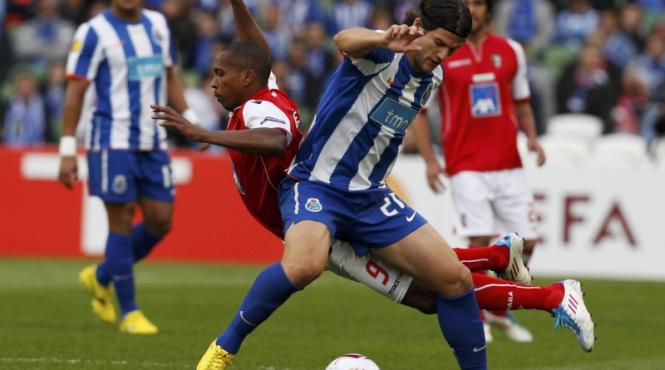 antrenorul si capitanul lui braga spun ca sapunaru trebuia eliminat