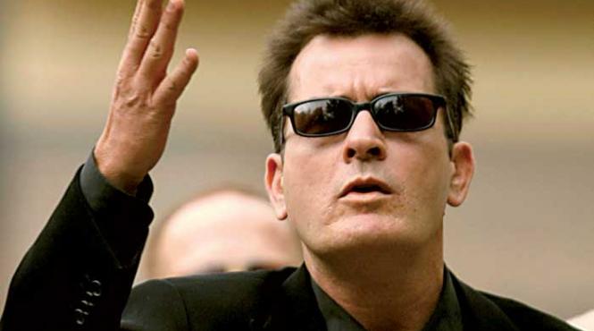 charlie sheen avertisment pentru ashton kutcher