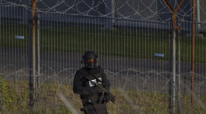 inchisoarea cu internet si sala de sport a criminalilor de razboi