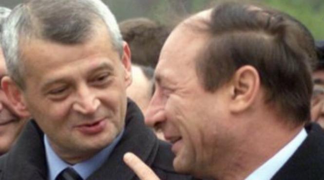 traian basescu in sedinta la primaria capitalei