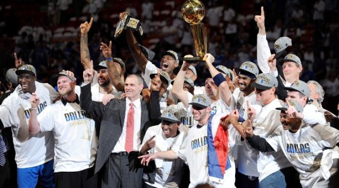 dallas mavericks a castigat primul sau titlu in nba dirk nowitzki mvp ul finalei video