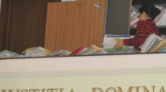 judecatorii pedepsiti daca aplica legislatia europeana impotriva guvernului