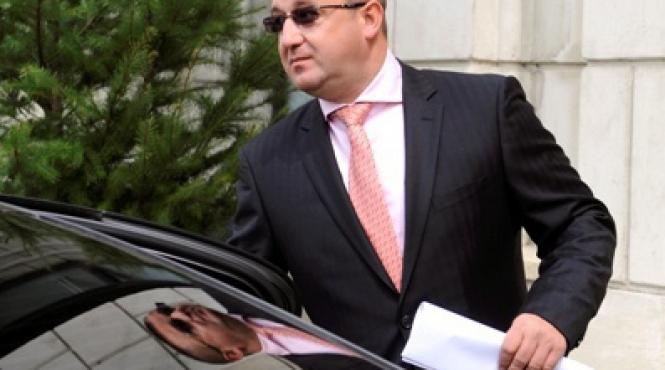 un fost sef de vama il toarna pe seful anaf blejnar cerea si lua bani lunar