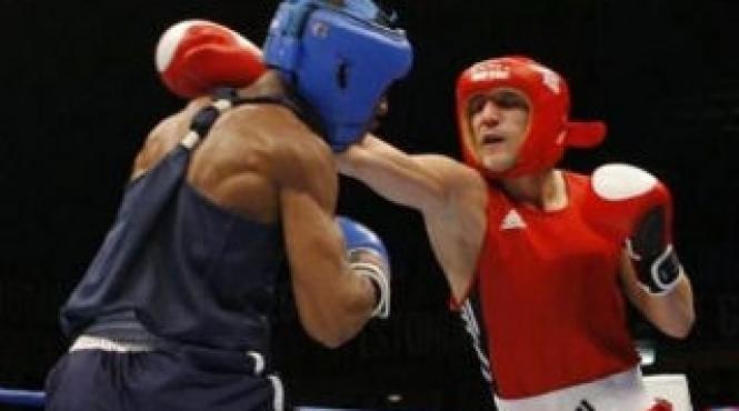 doi boxeri romani si au asigurat medaliile de bronz la ce