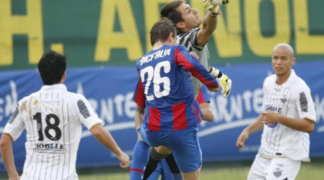 rusinica steaua a facut egal cu o echipa braziliana necunoscuta desi a condus cu 2 0