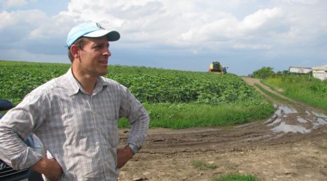 povestea olandezului caruia ii rad ochii de la ceapa romaneasca