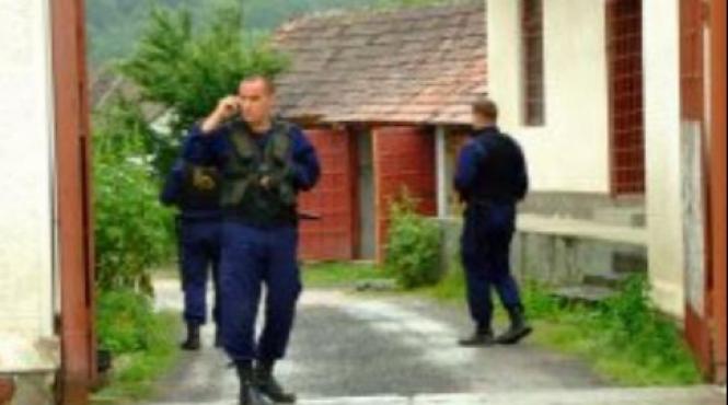 conflict maghiari tigani locuitorii unui sat din brasov paziti de trupe speciale