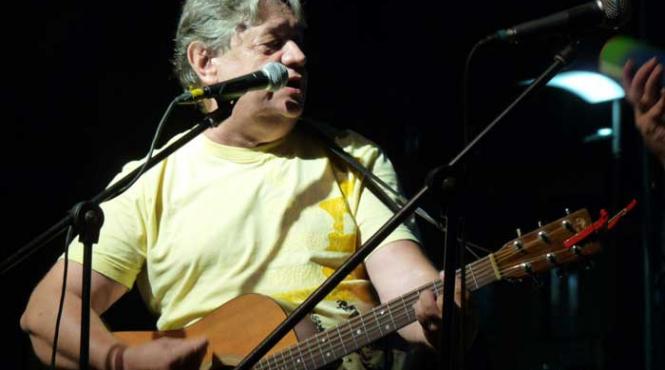 impreuna intr o lupta impotriva uitarii