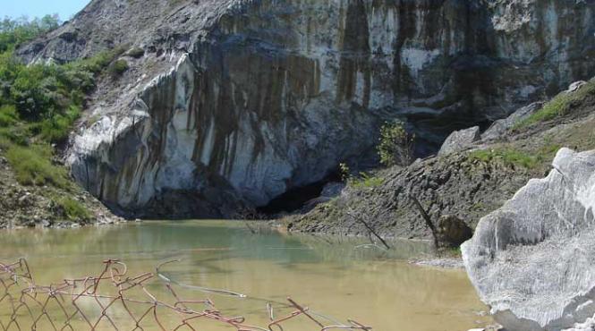 slanic umbra palida a unei statiuni balneare candva infloritoare