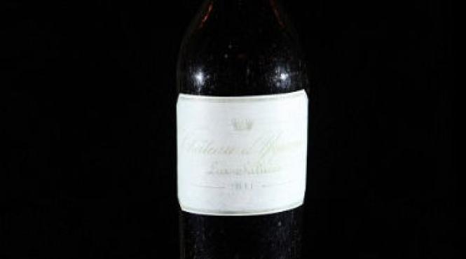 vezi cu cat s a vandut cea mai scumpa sticla de vin din lume