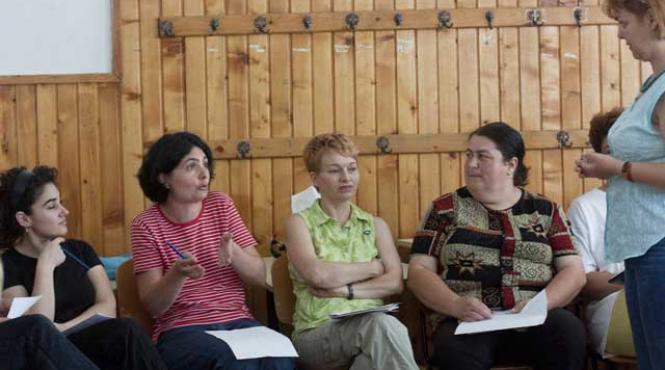 peripetiile parintilor de supradotati cum te descurci cu o mogaldeata care gandeste ca un adult