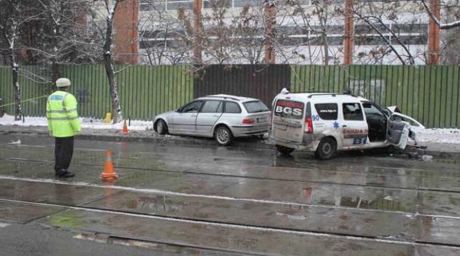 beizadele care fac legea la volanul masinilor de lux