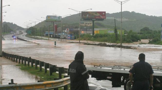 furtuna emily face ravagii in republica dominicana sute de persoane au fost evacuate