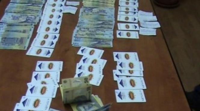 diicot pe urmele falsificatorilor de bani perchezitii in bucuresti ilfov calarasi si bacau
