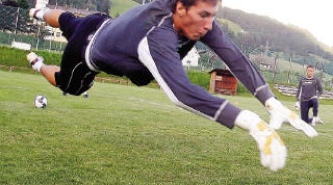 site ul lui manchester city anunta transferul lui pantilimon