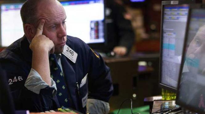 valul doi al crizei mondiale bogatii lumii pierd averi romanii stau mai la fereala