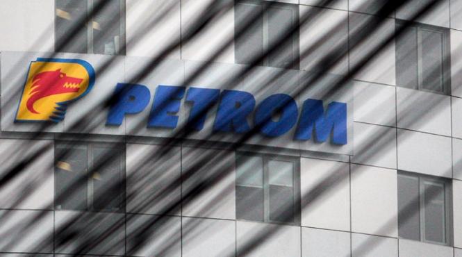 petrom a vandut mai putina benzina dar mai scumpa